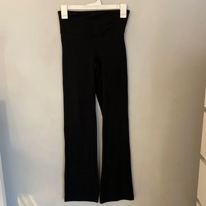 Black flare yoga pants